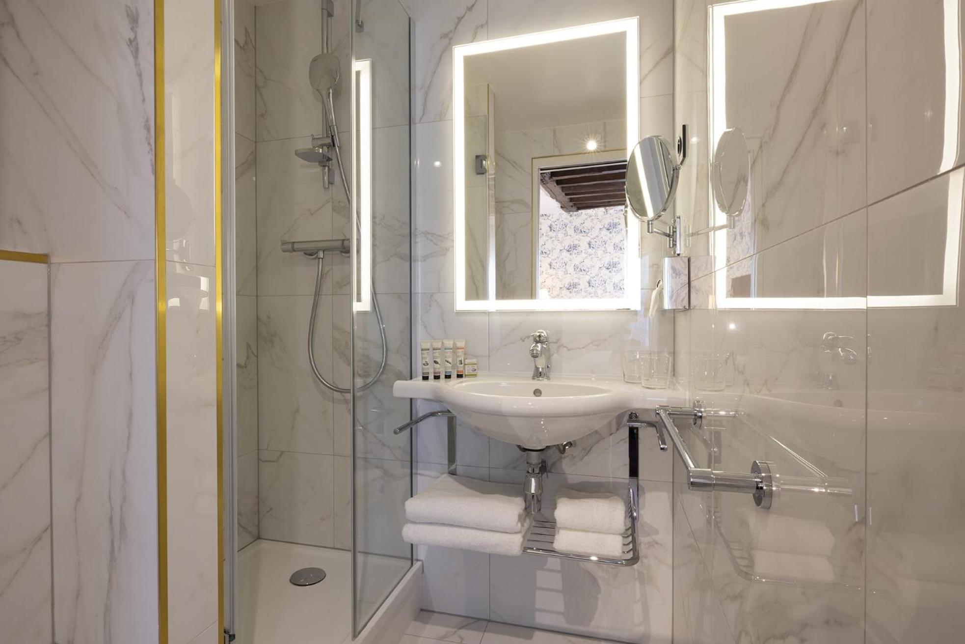 Luxury Quadruple Room,1215033007:JPEG